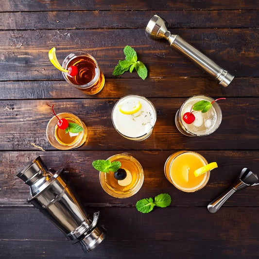 10 Cocktails Every Home Bartender Should Know